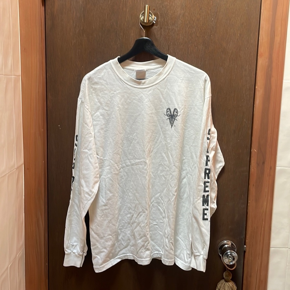 Supreme long sleeve tee